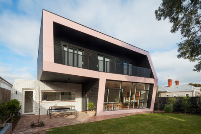 Why Perforated Mesh Balustrades Are Ideal for Modern Buildings