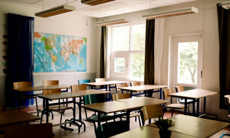 What Happens When Schools Buy on their own and Why Collaboration Works Better