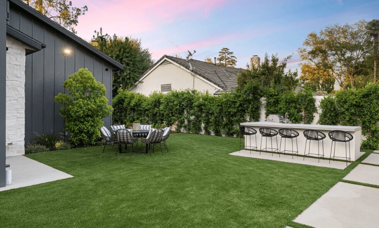 10 Reasons Artificial Turf Is Replacing Natural Grass in Urban Homes