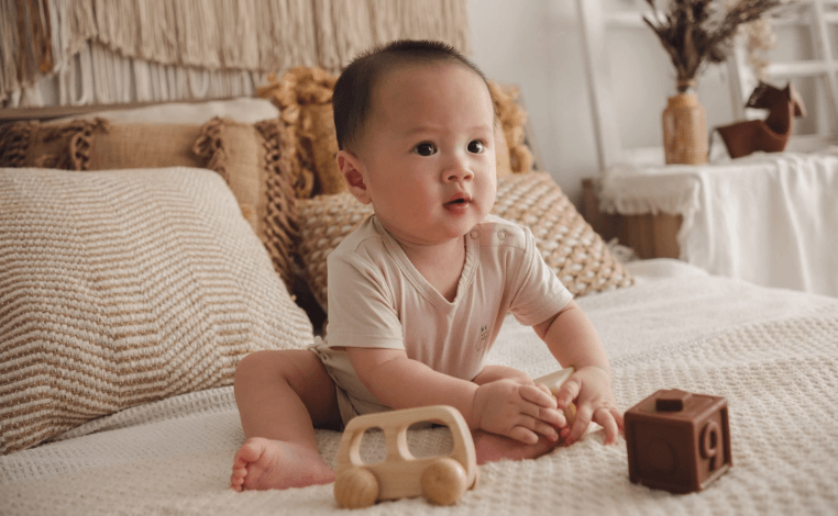 How Bamboo Baby Clothes Keep Babies Comfortable in Every Season  